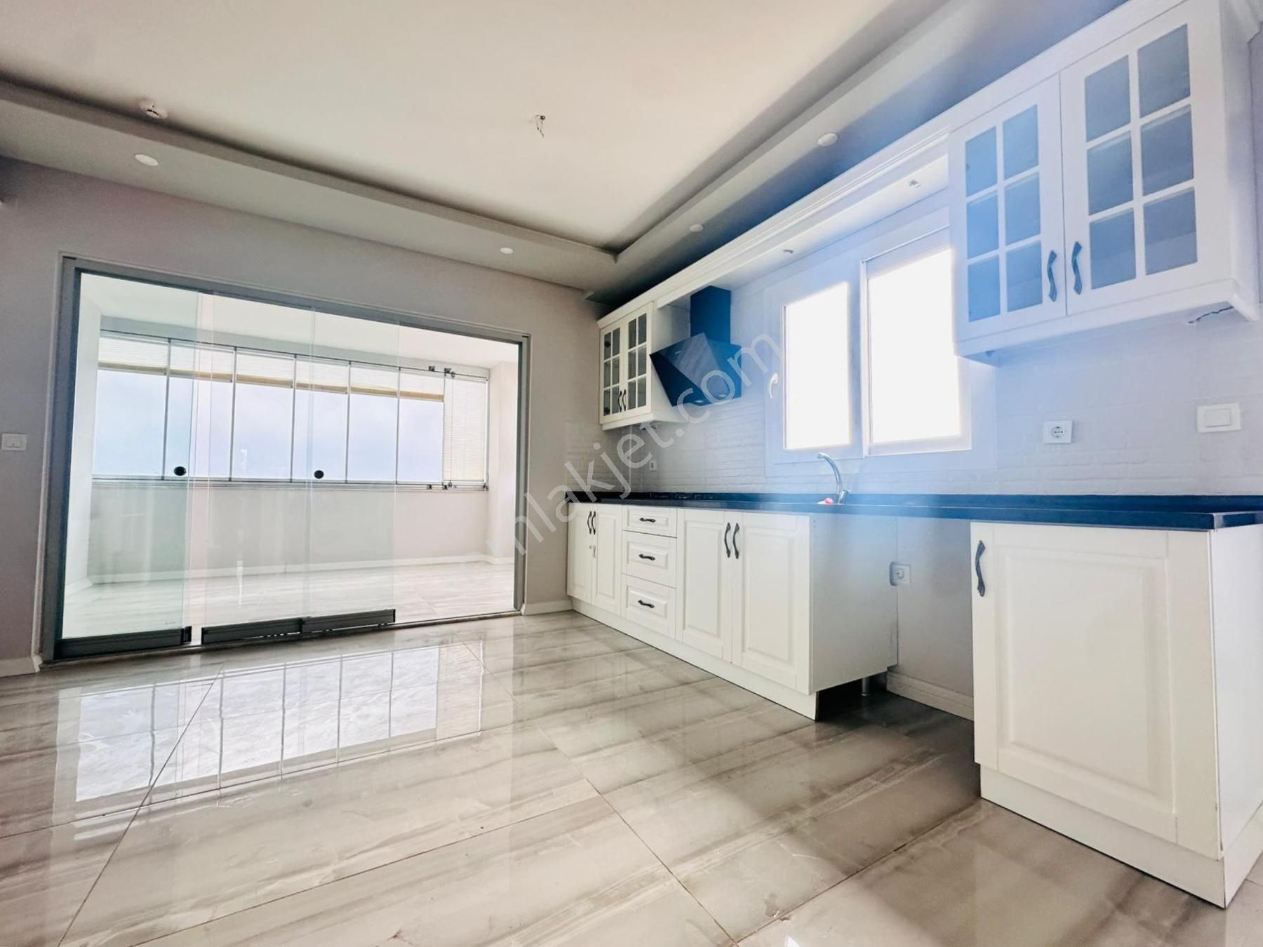 Ethereal'den Çeşmeli'de Deniz Manzaralı Geniş Metrajlı Lüks 4+1 - Görsel 5