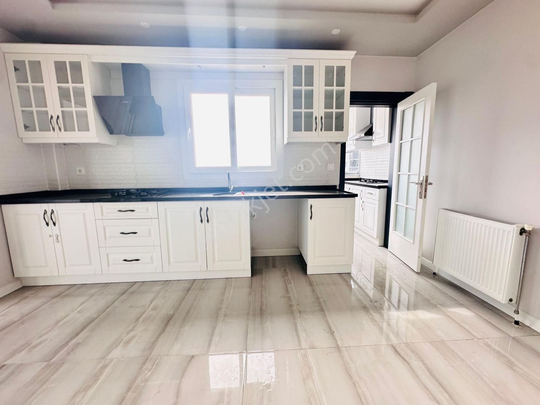 Ethereal'den Çeşmeli'de Deniz Manzaralı Geniş Metrajlı Lüks 4+1 - Görsel 6