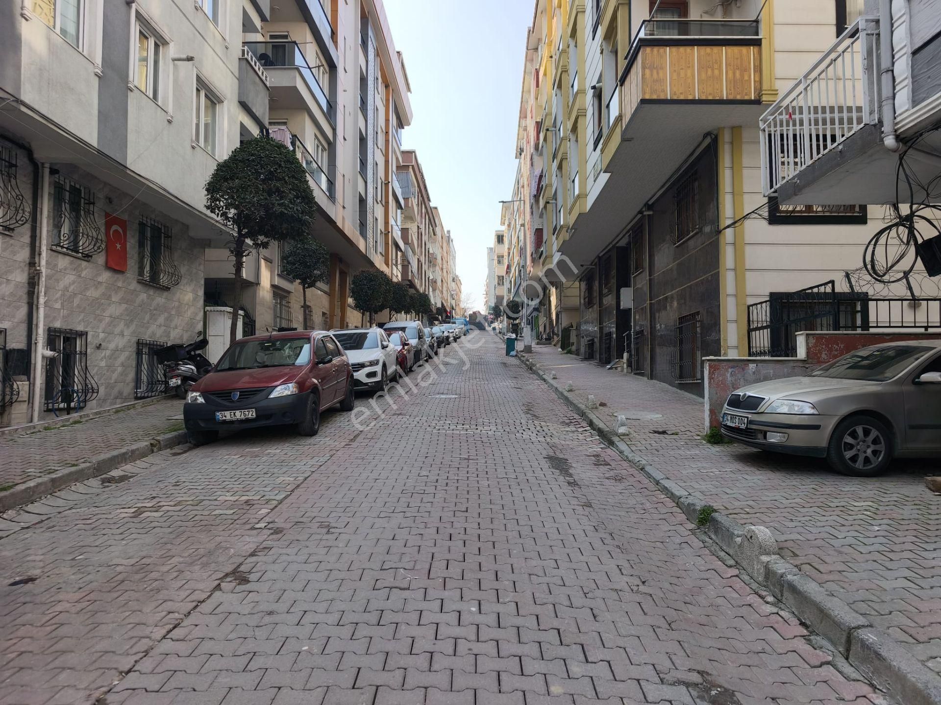 Remax'dan Bahçelievler Yenibosna Zafer Mh Satılık 2+1 Sıfır Bina - Görsel 9