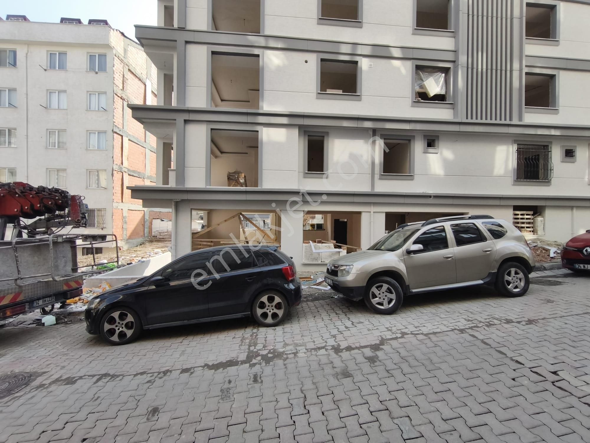 Remax'dan Bahçelievler Yenibosna Zafer Mh Satılık 2+1 Sıfır Bina - Görsel 3