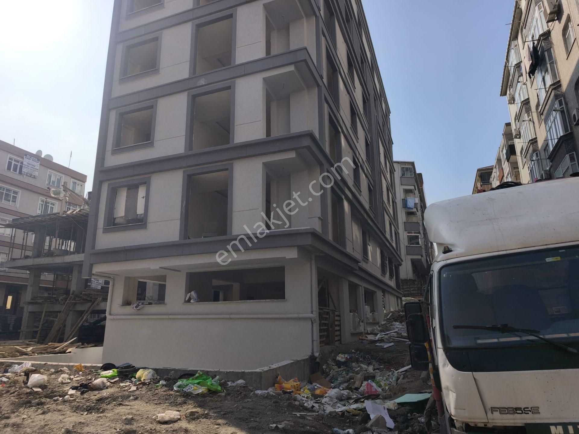 Remax'dan Bahçelievler Yenibosna Zafer Mh Satılık 2+1 Sıfır Bina - Görsel 4