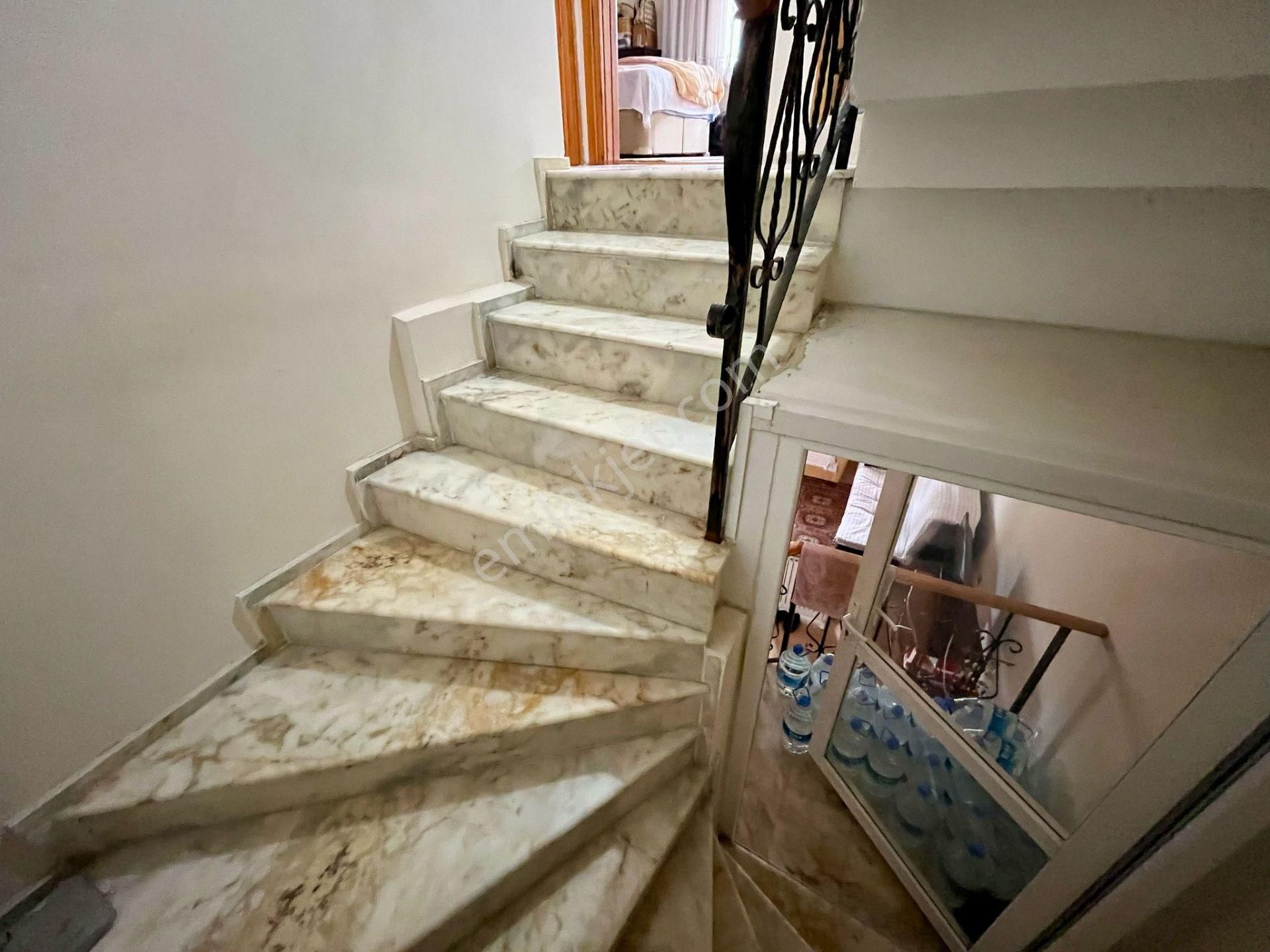 Yükselden Akçayda Daire Fiyatına Full Ön Cephe 3+1 Fırsat Villa - Görsel 23