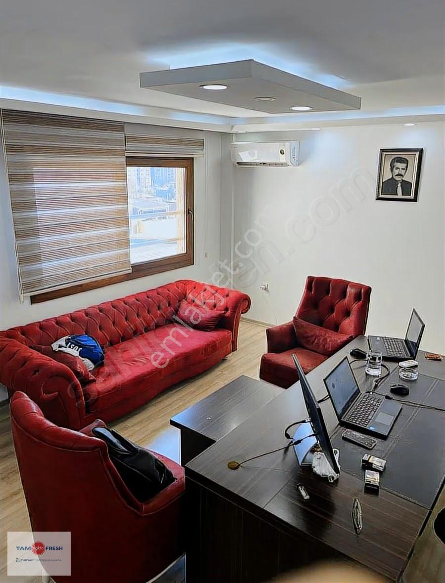 Konak'ta Merkezi Konumda Prestijli Ofis - Görsel 12