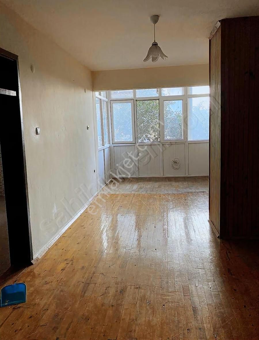 Merkezde Ayrı Mutfak Kiralık 3+1 Daire