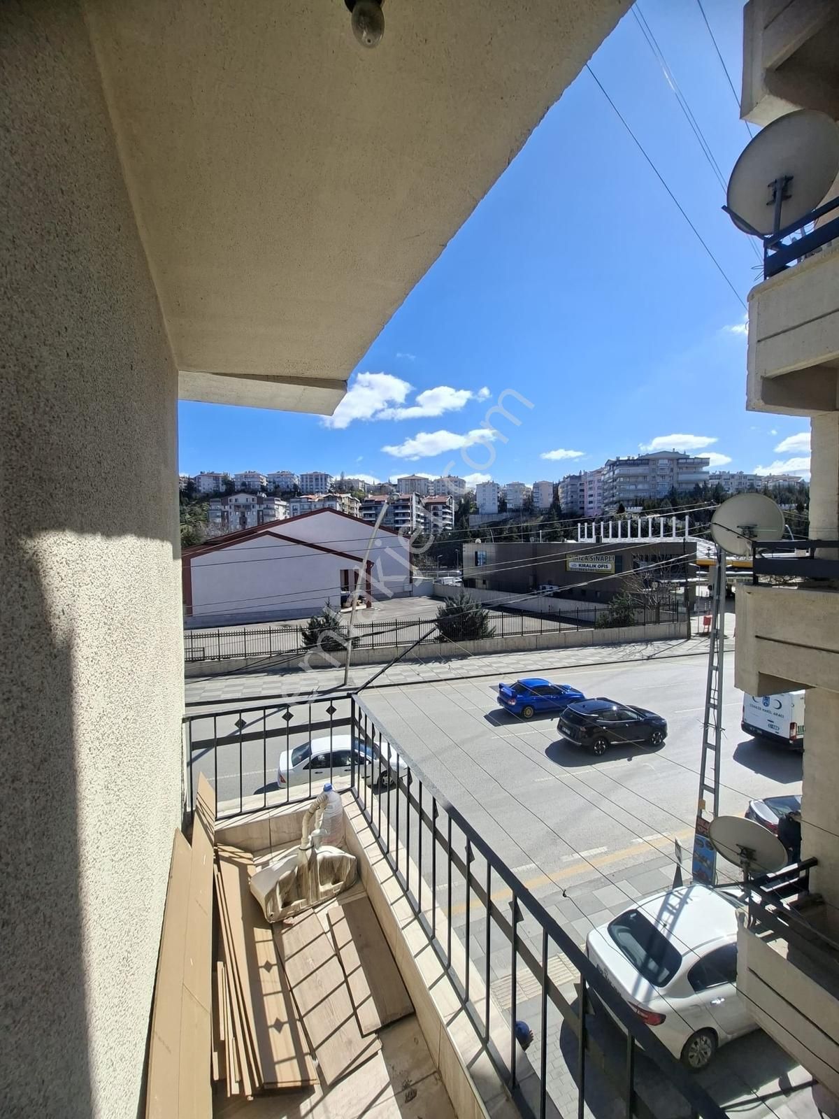 Keçiören Belediye Yakını Orta Kat Ön Cephe 3+1 Kiralık - Görsel 3