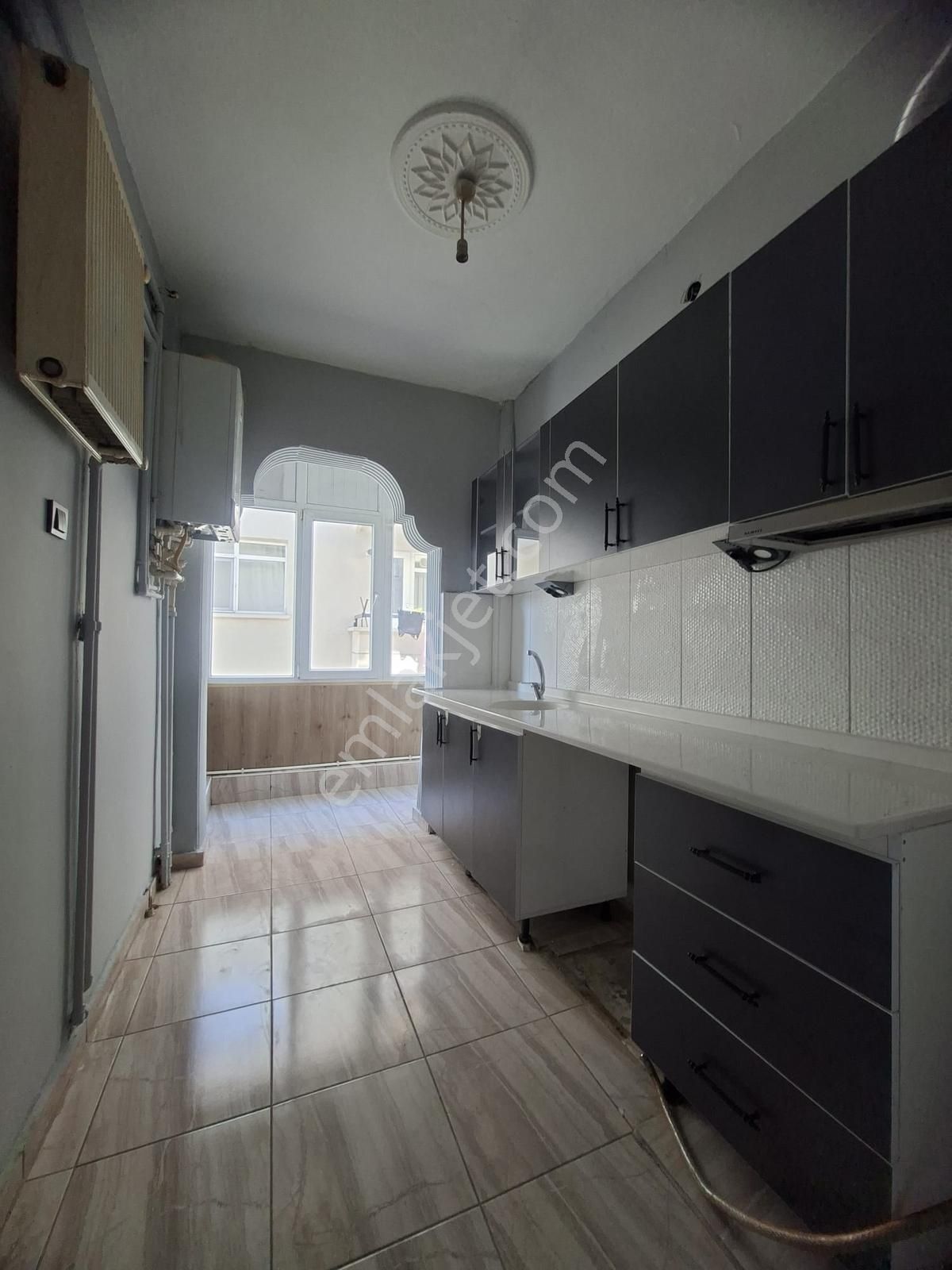 Keçiören Belediye Yakını Orta Kat Ön Cephe 3+1 Kiralık - Görsel 5