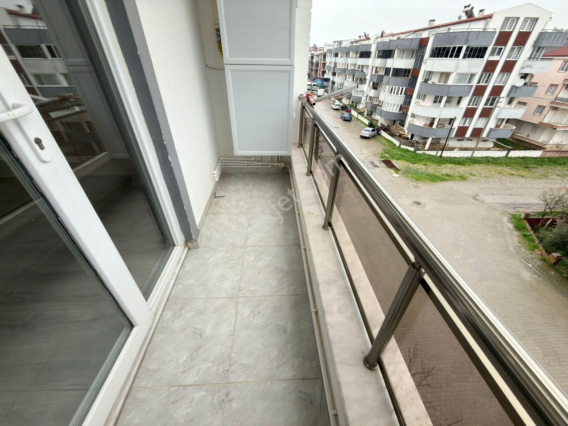 Yükselden Altınkumda Ön Cephe Doğalgazlı Satılık 1+1 Ferah Daire - Görsel 9