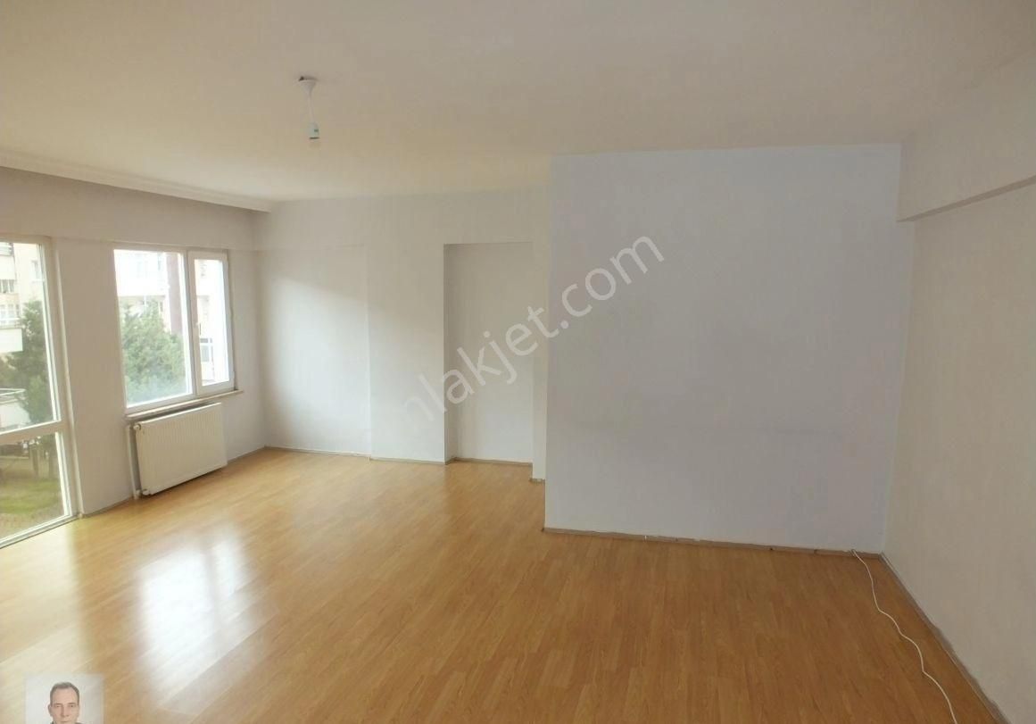 Çorlu Muhittin’in Kalbinde, Ufuk Tuvgan Sitesi’nde Geniş 3+1kombili Kiralık Daire - Görsel 27