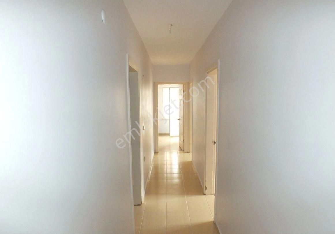 Çorlu Muhittin’in Kalbinde, Ufuk Tuvgan Sitesi’nde Geniş 3+1kombili Kiralık Daire - Görsel 3