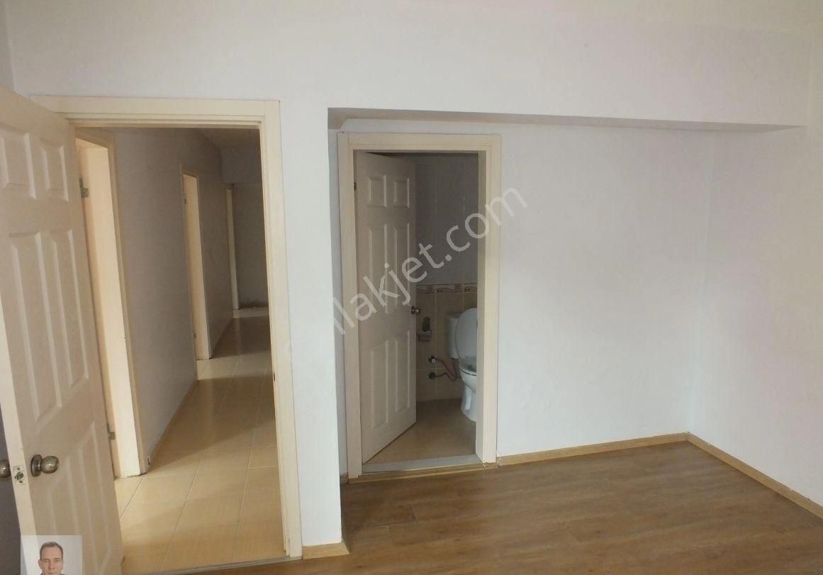Çorlu Muhittin’in Kalbinde, Ufuk Tuvgan Sitesi’nde Geniş 3+1kombili Kiralık Daire - Görsel 4