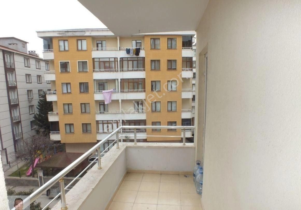 Çorlu Muhittin’in Kalbinde, Ufuk Tuvgan Sitesi’nde Geniş 3+1kombili Kiralık Daire - Görsel 5