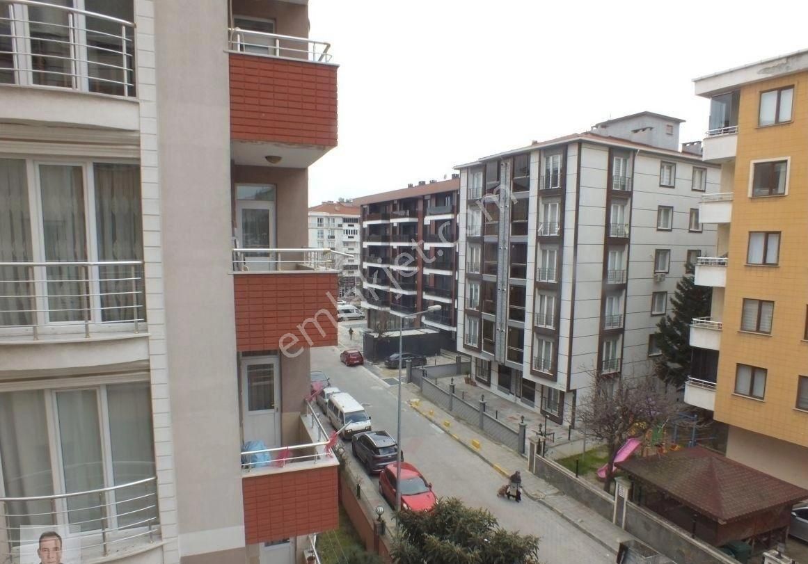 Çorlu Muhittin’in Kalbinde, Ufuk Tuvgan Sitesi’nde Geniş 3+1kombili Kiralık Daire - Görsel 32