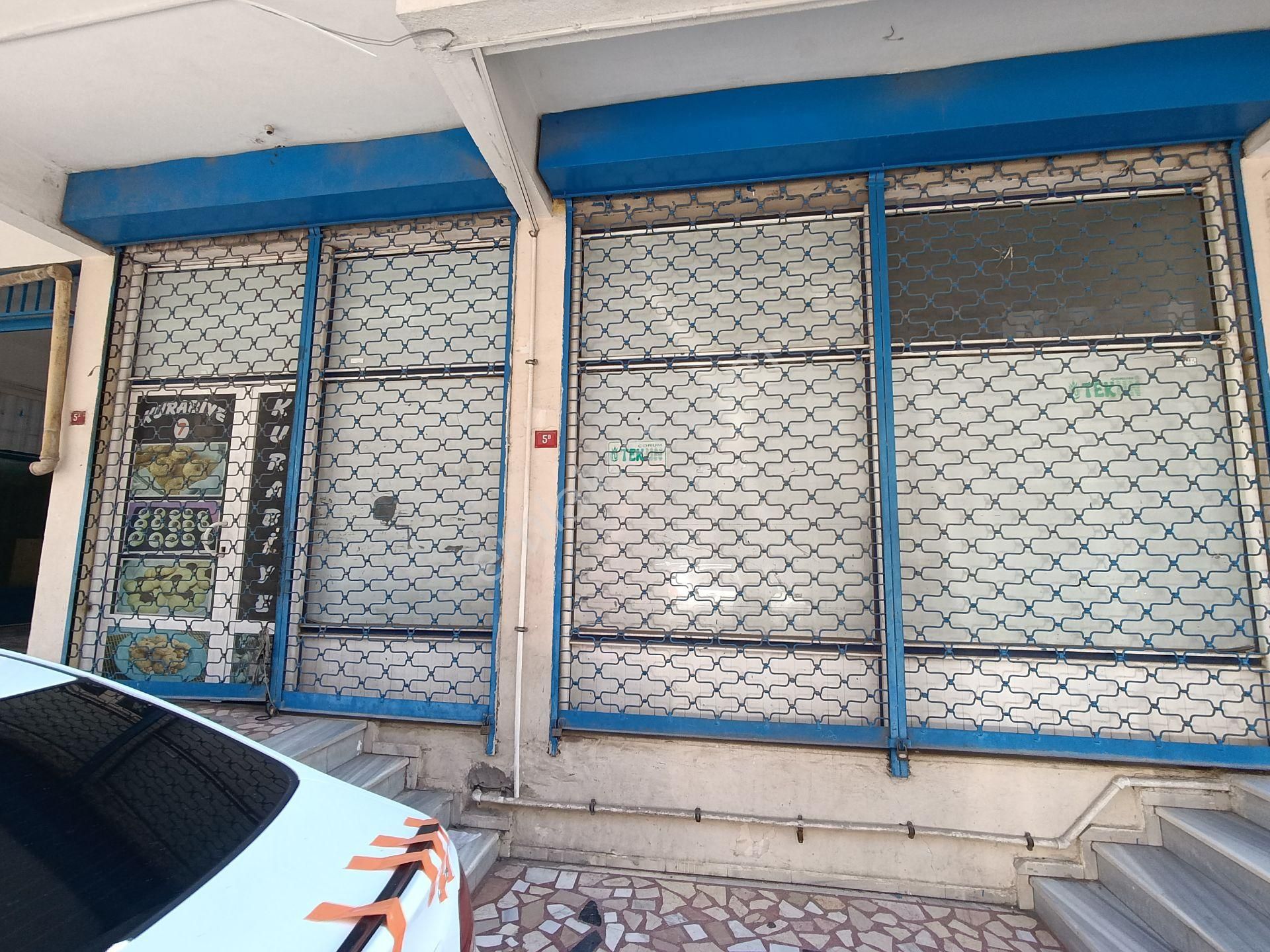 Pendik Esenyalıda Acil Satılık Krediye Uygun 135m2 Ana Cadde Üstü 1 Parsel Dükkan - Görsel 5