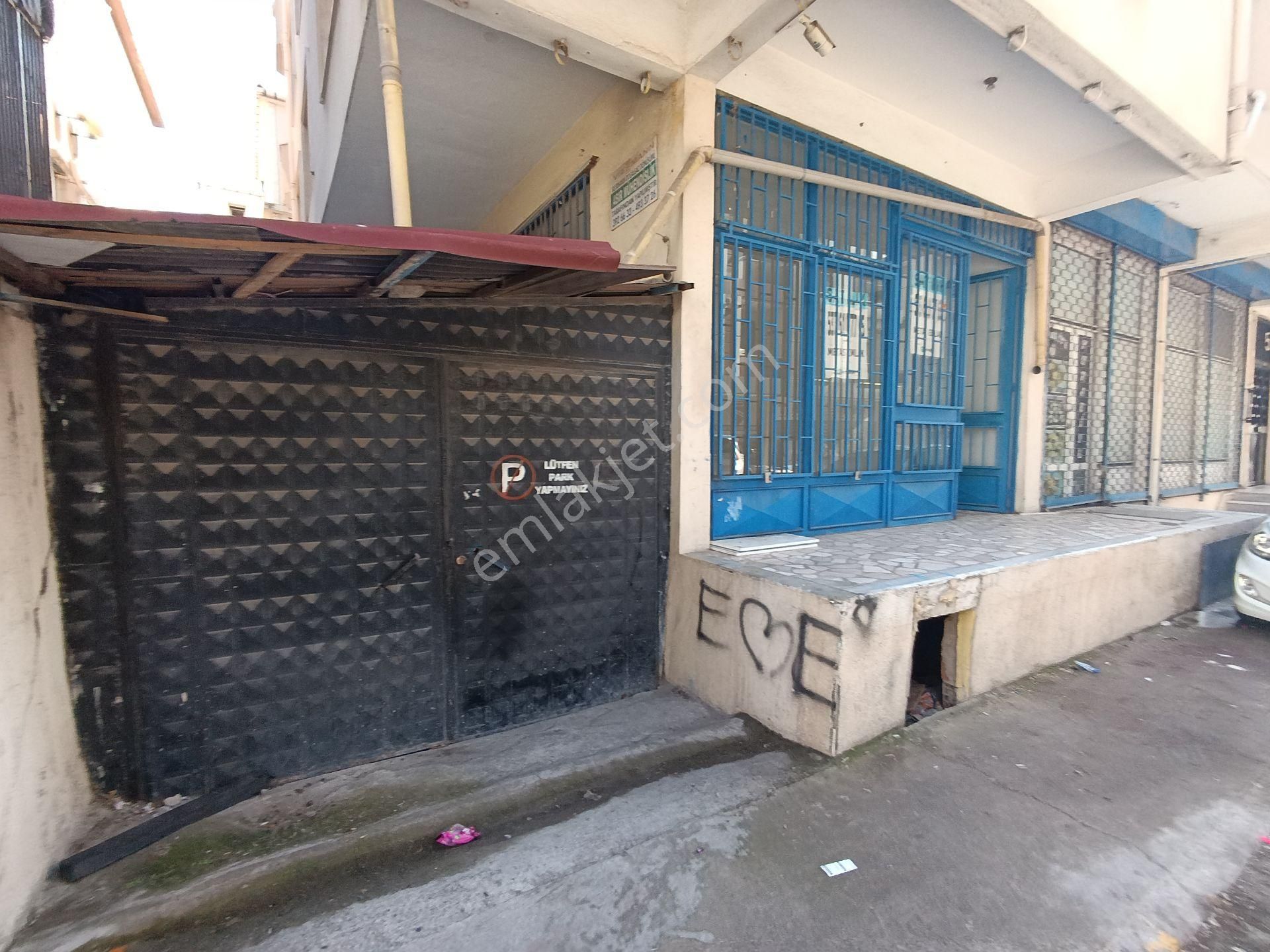 Pendik Esenyalıda Acil Satılık Krediye Uygun 135m2 Ana Cadde Üstü 1 Parsel Dükkan - Görsel 11