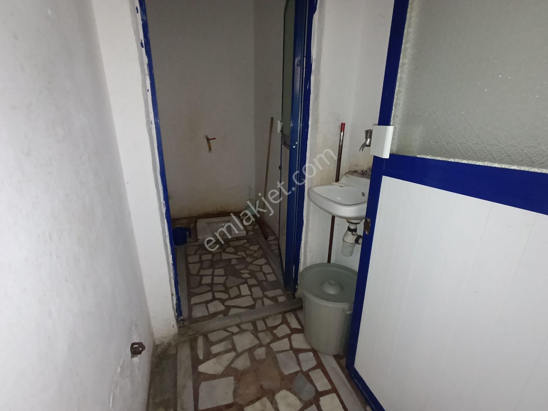 Pendik Esenyalıda Acil Satılık Krediye Uygun 135m2 Ana Cadde Üstü 1 Parsel Dükkan - Görsel 27