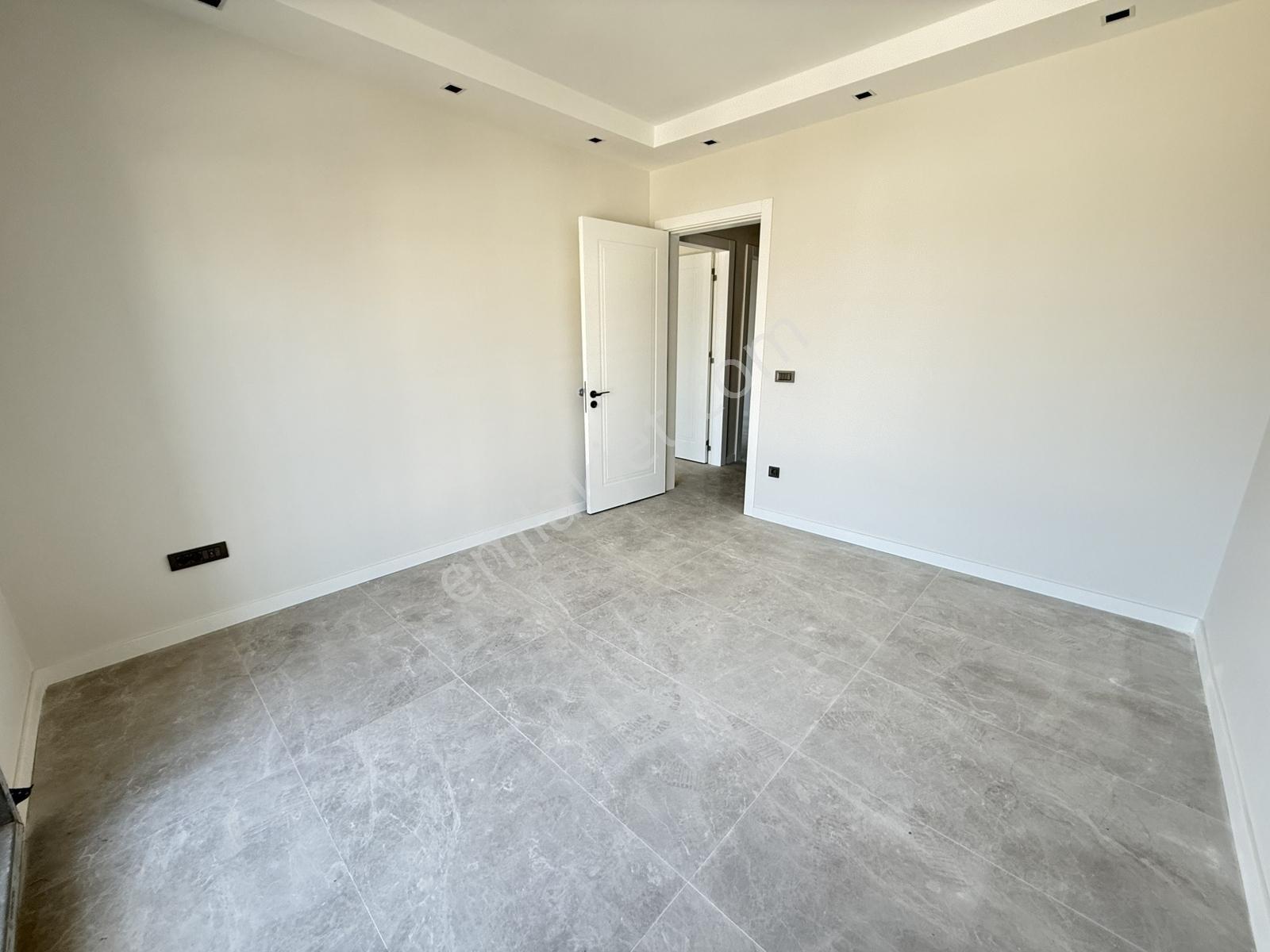 Century21 Net'ten Bağbaşında Sıfır Lüks Satılık 5+1 Villa - Görsel 28