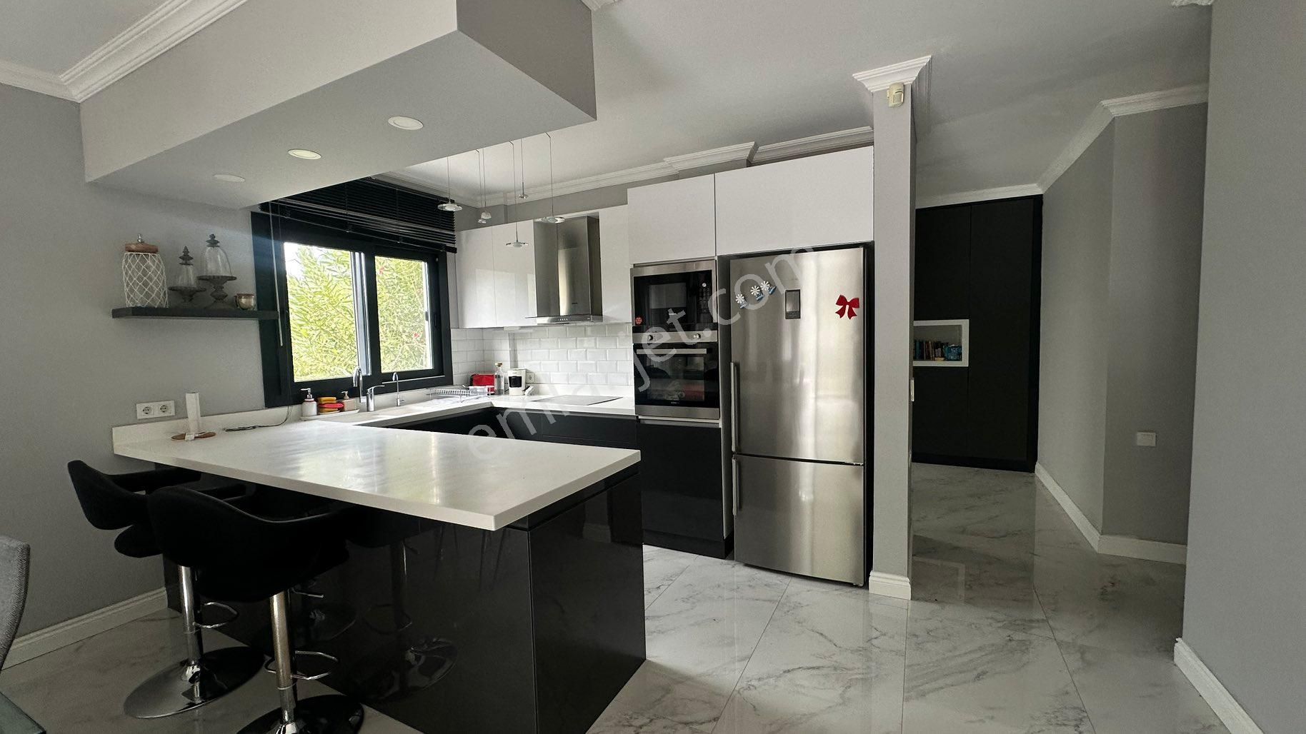 Bodrum Yalıçiftlik Kiralık Tam Müstakil Villa 3+1 Bahçeli Modern - Görsel 29