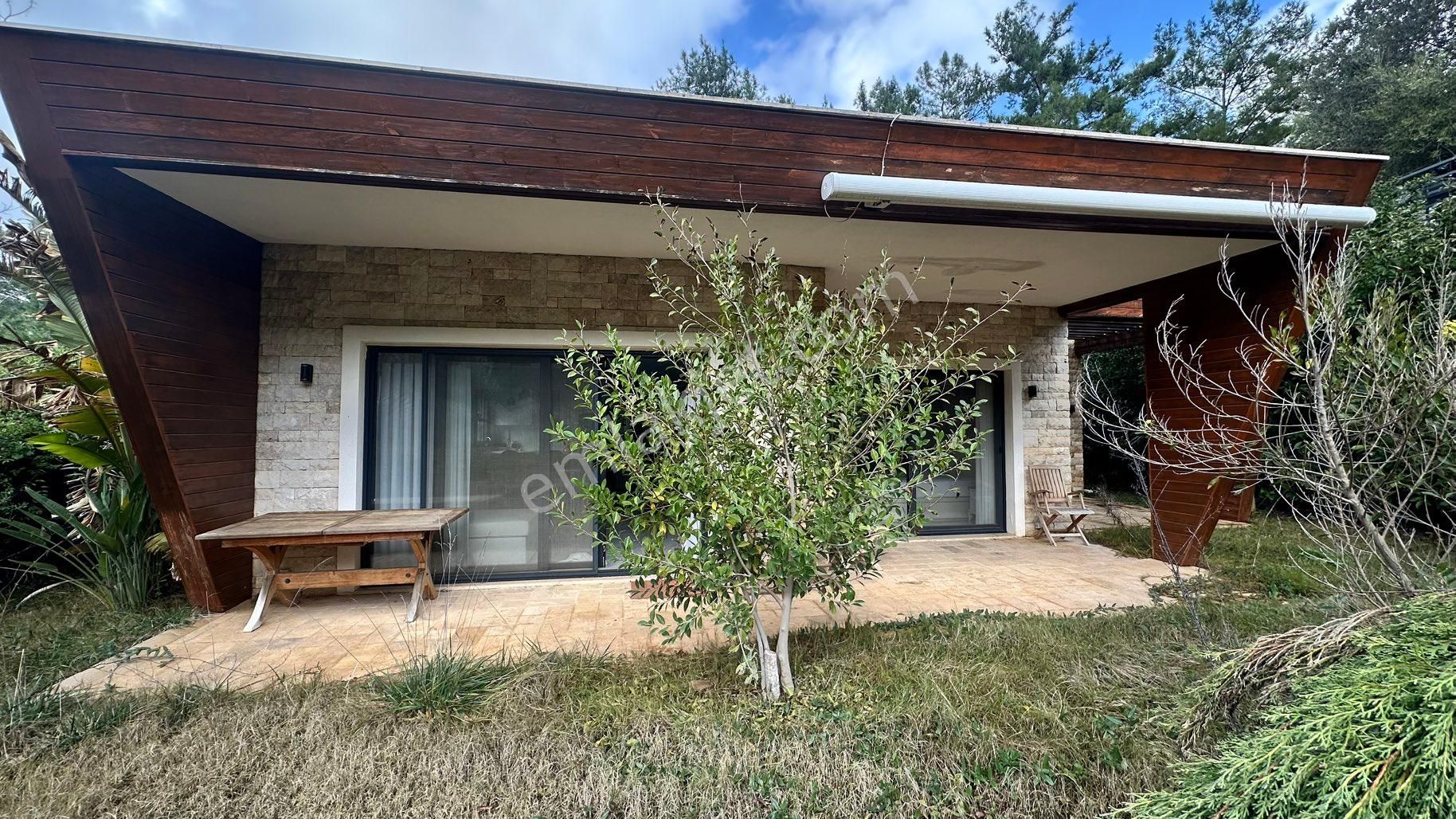 Bodrum Yalıçiftlik Kiralık Tam Müstakil Villa 3+1 Bahçeli Modern - Görsel 12