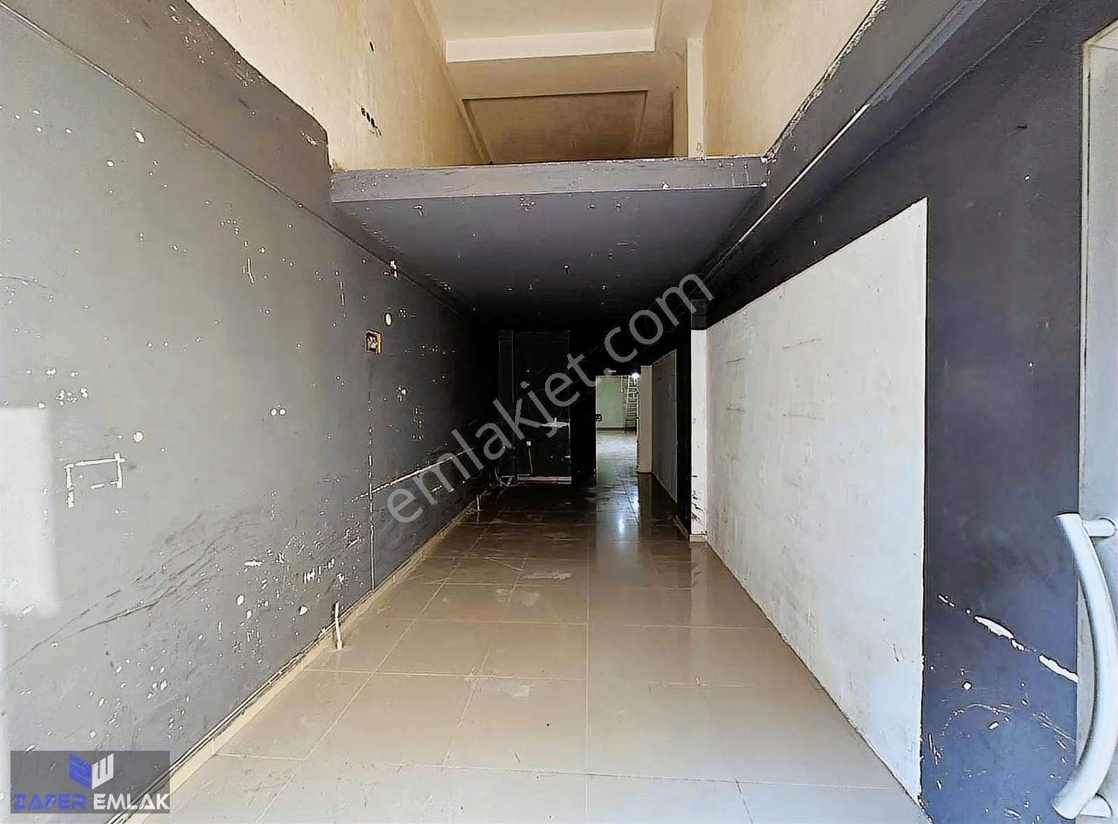 Zafer Emlak'tan İşlek Caddede Satılık İşyeri - Görsel 23