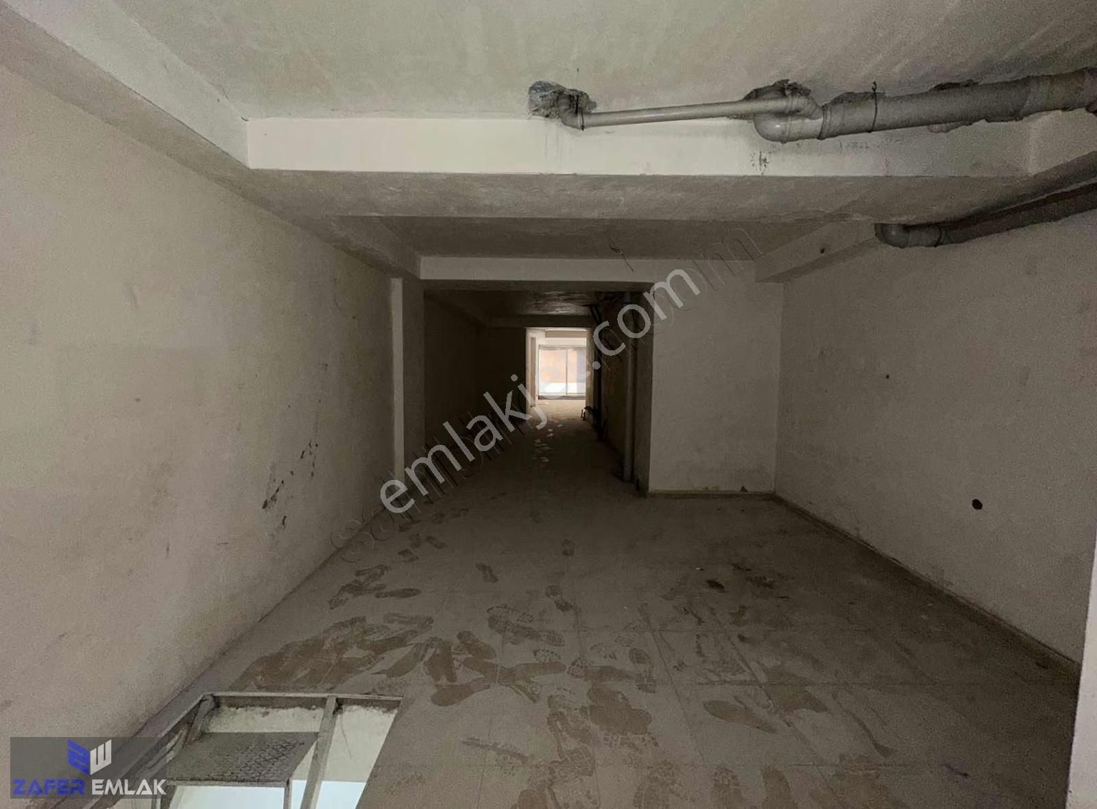 Zafer Emlak'tan İşlek Caddede Satılık İşyeri - Görsel 18