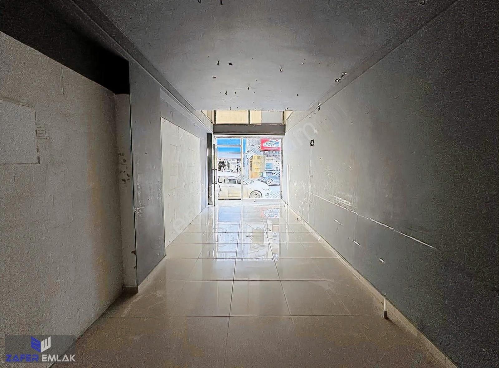 Zafer Emlak'tan İşlek Caddede Satılık İşyeri - Görsel 9