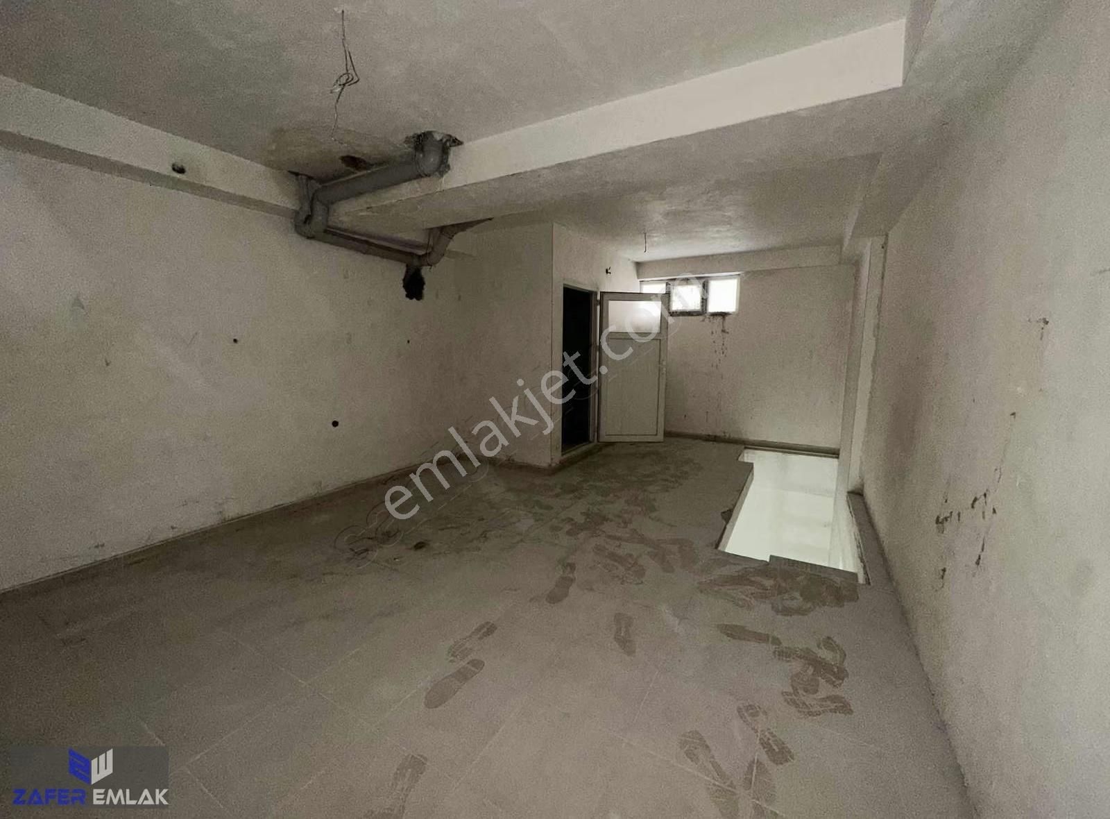 Zafer Emlak'tan İşlek Caddede Satılık İşyeri - Görsel 20