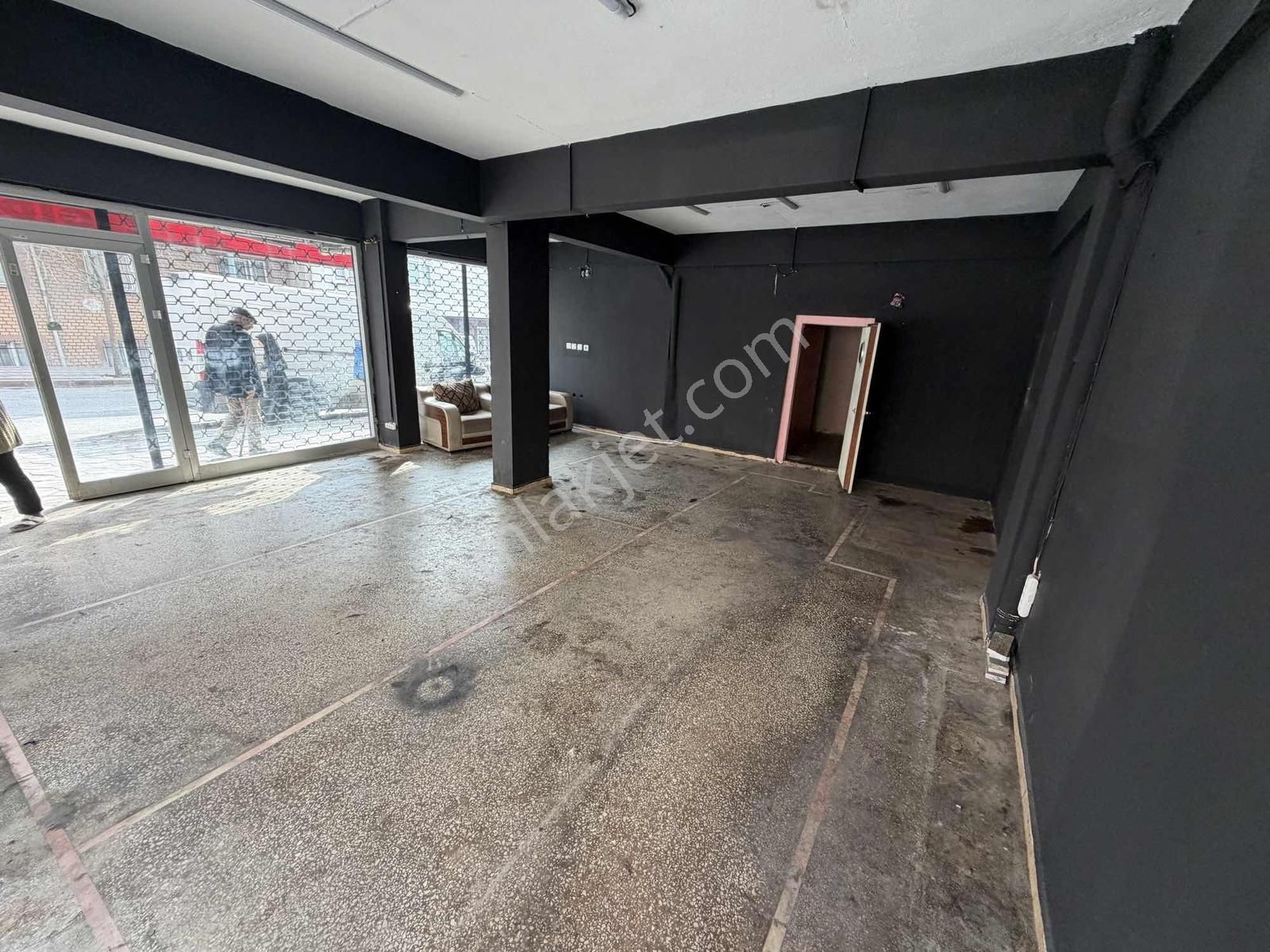 Aydın İnş. Cebeci Mh. 80m2 Köşe Başı Güz Giriş İ Dükkan - Görsel 2