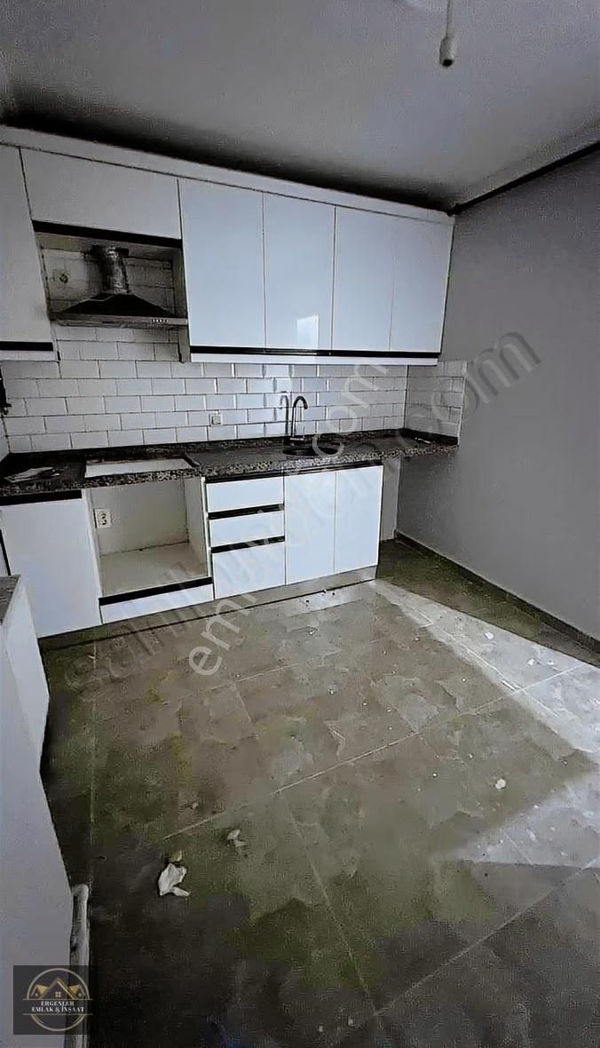 Merkezi Konumda, Ulaşımı Rahat 4+2 Kiralık Daire - Görsel 2
