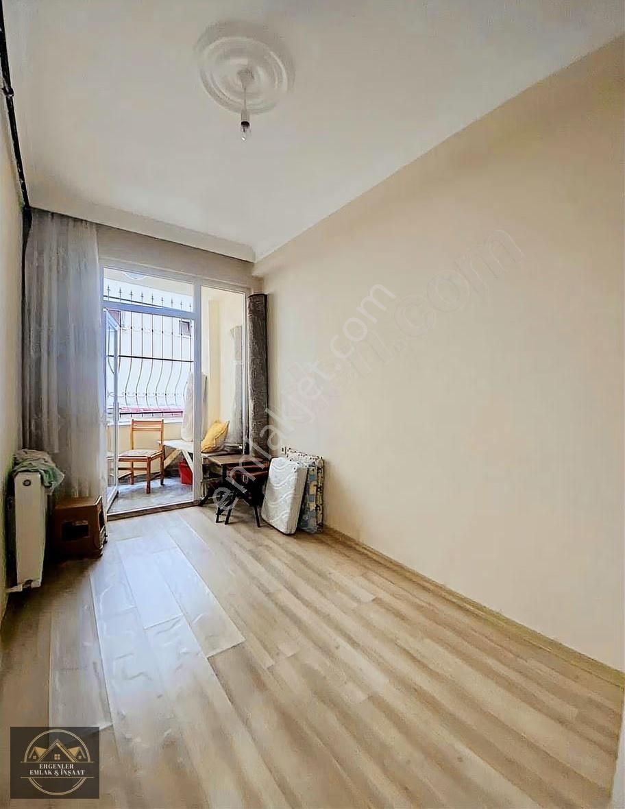 Ergenler Emlak'tan Kirazlı Metro Yakını 2+1 Daire - Görsel 6