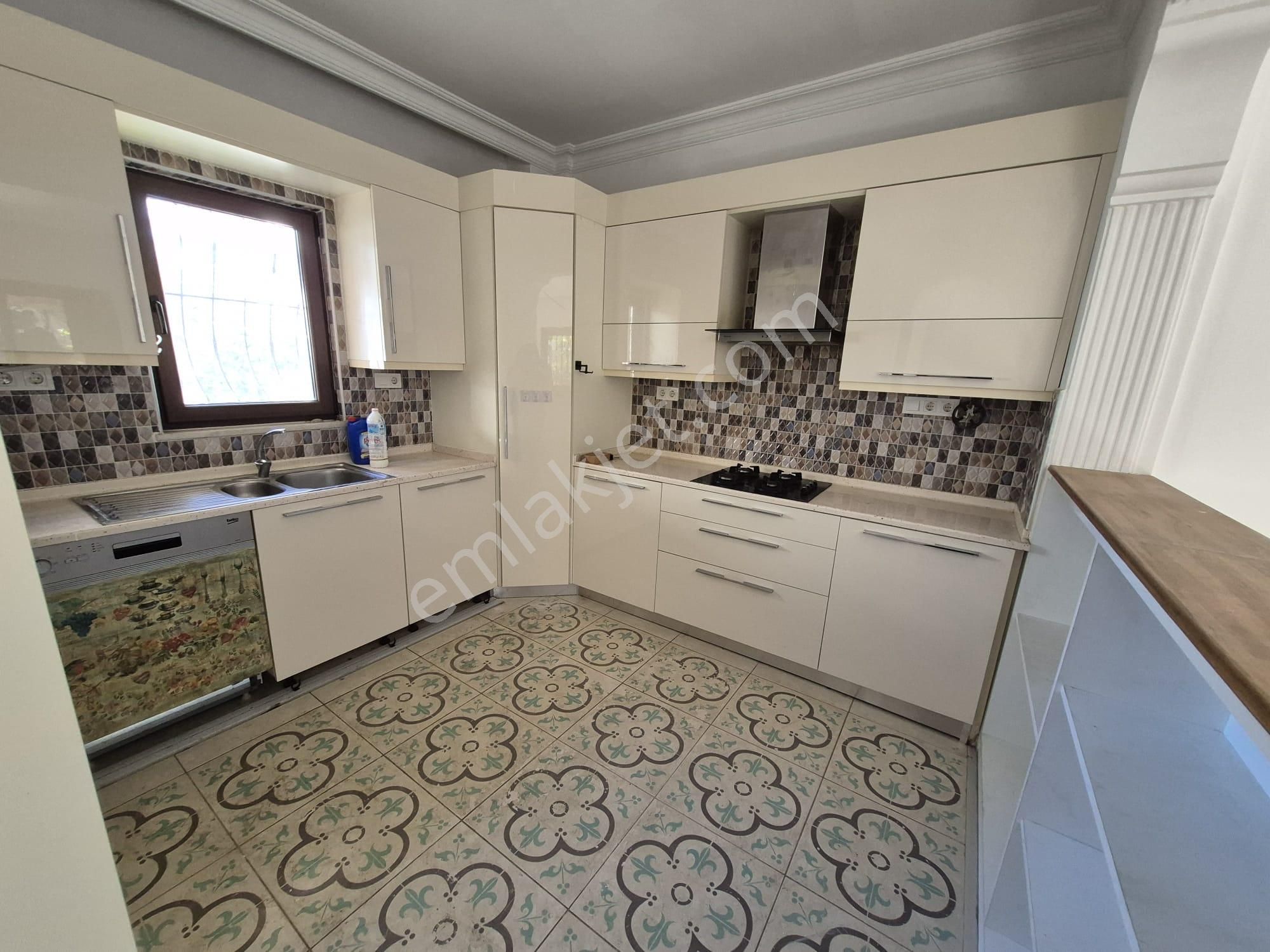 Goldhouse Dan Satılık Yeni Mahalle De Site İçinde Havuzlu 3+1 Villa - Görsel 11