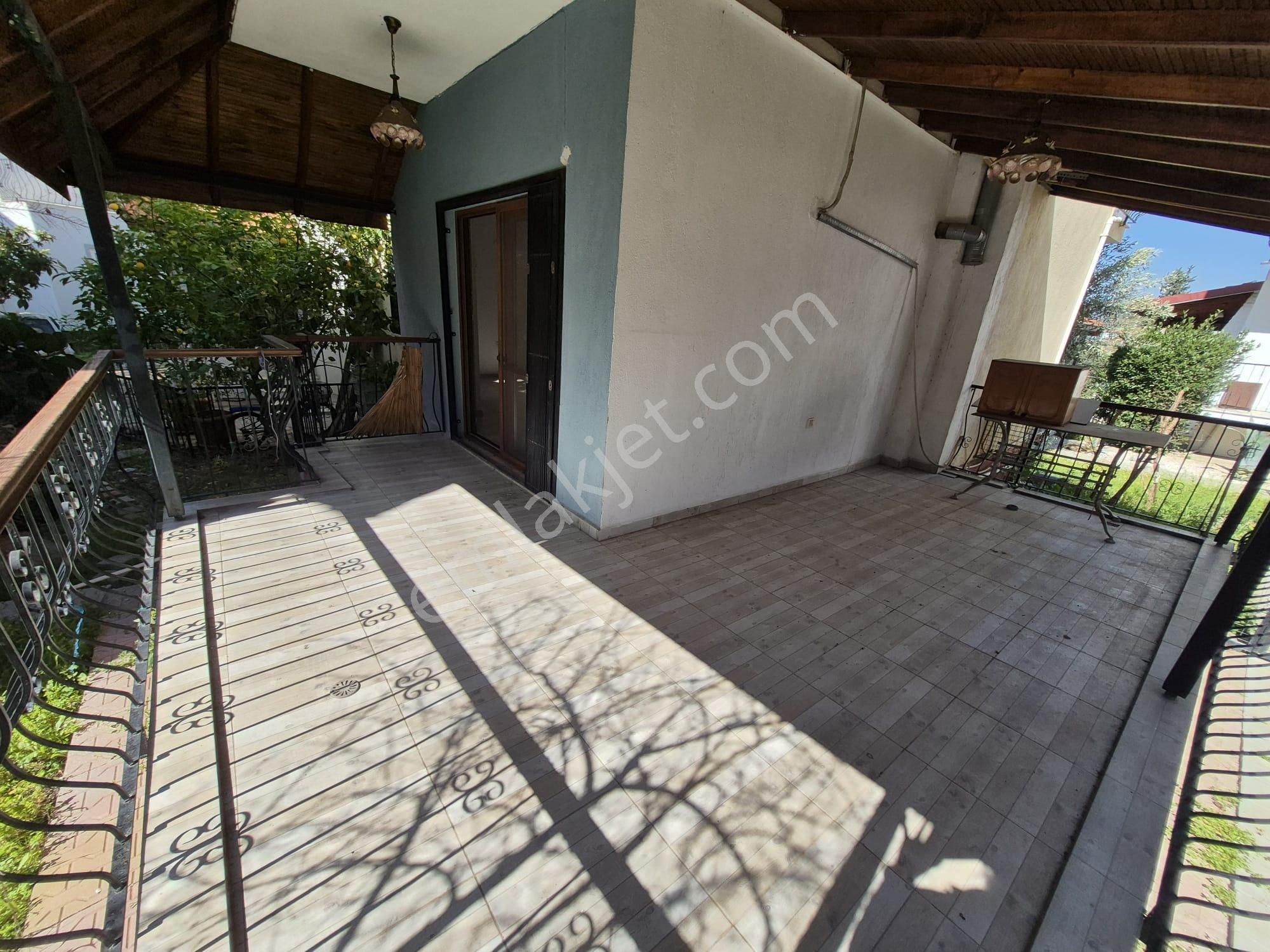 Goldhouse Dan Satılık Yeni Mahalle De Site İçinde Havuzlu 3+1 Villa - Görsel 20