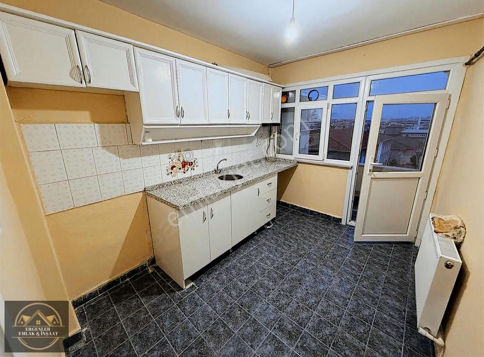 Ergenler Emlak Esenler Oruçreis 1+1 Ara Kat Daire'''