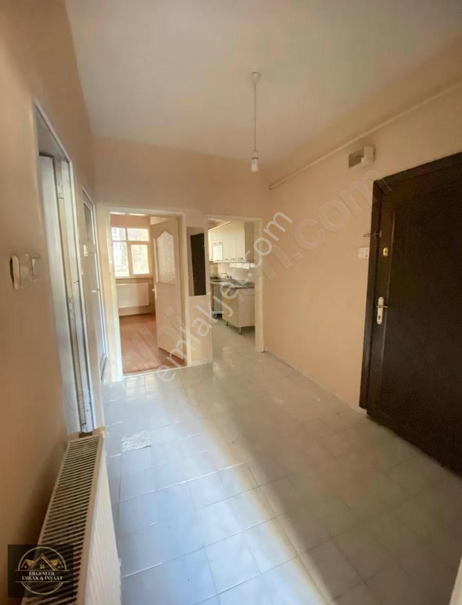 Esenler Kemer'de Kiralık 1+1 Daire - 65m² - Bahçe Kullanımlı - Görsel 7