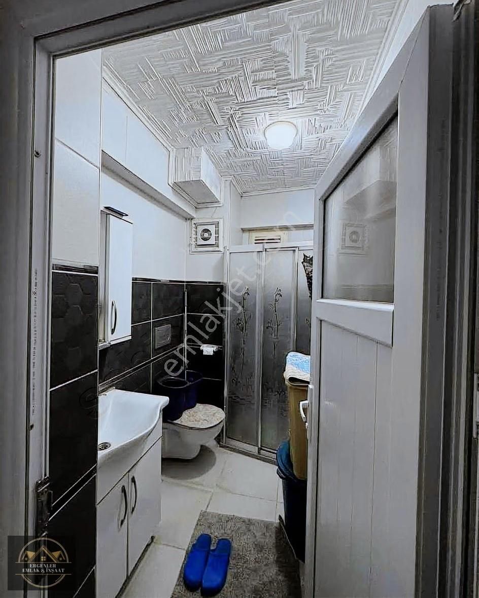 Ergenler'den İskanlı Yeni Bina Merkezi Konum'da Acil Satılık !! - Görsel 6