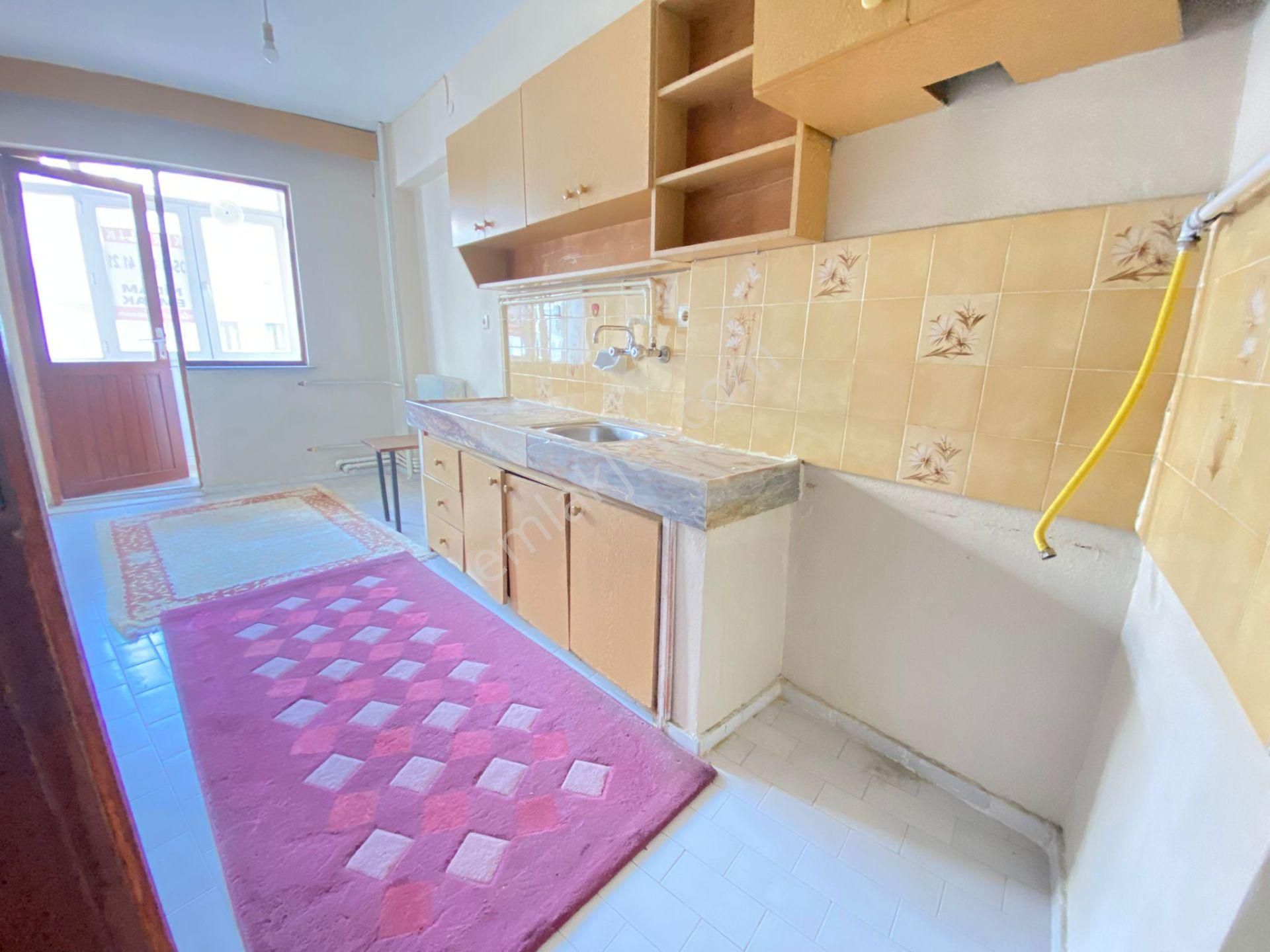 Bursa Yıldırım Yeşil Şiblede 2+1 90 M Ara Kat Kombili Daire - Görsel 4