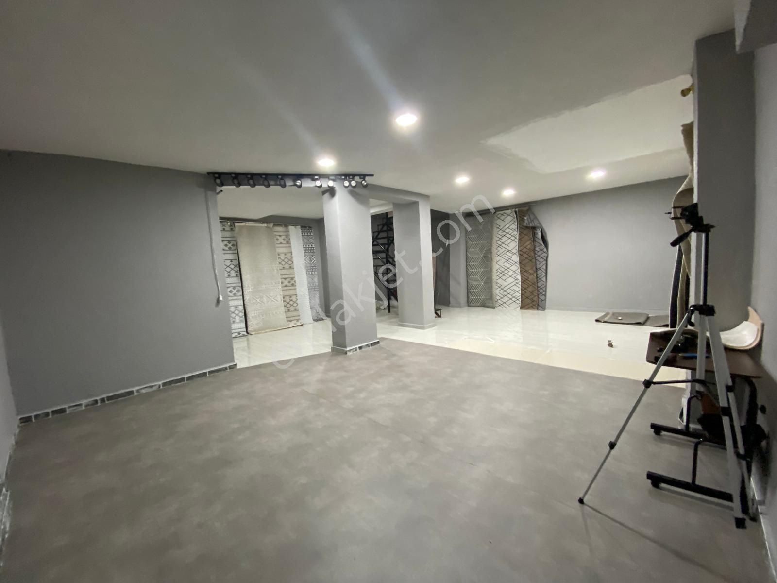 15 Temmuzda Düz Girişli 2 Katlı Mağaza Dükkan - Görsel 13