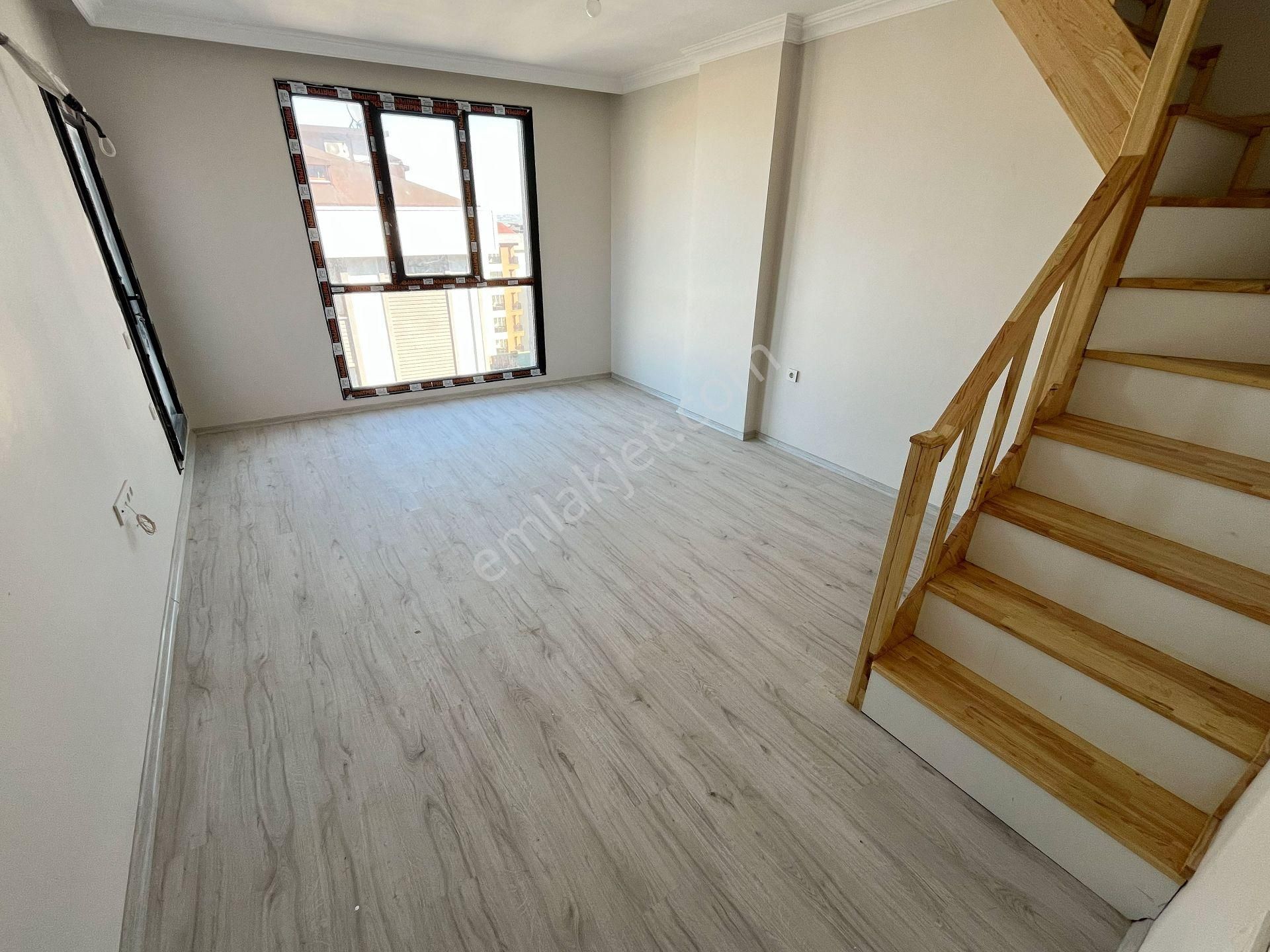 Satılık 3+2 Dubleks Sıfır Daire - Teraslı - Aydos Ormanı Yanı - Görsel 4