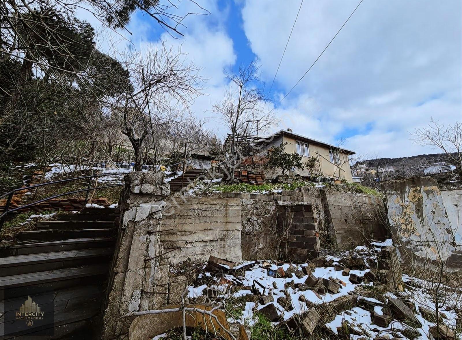 Beykoz Gümüşsuyu'nda Deniz Ve Doğa Manzaralı Satılık Arsa - Görsel 12