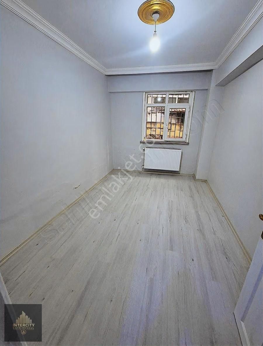 Esenyurt Bağlarçeşme'de Harika Lokasyonda 2+1 Satılık Daire - Görsel 10