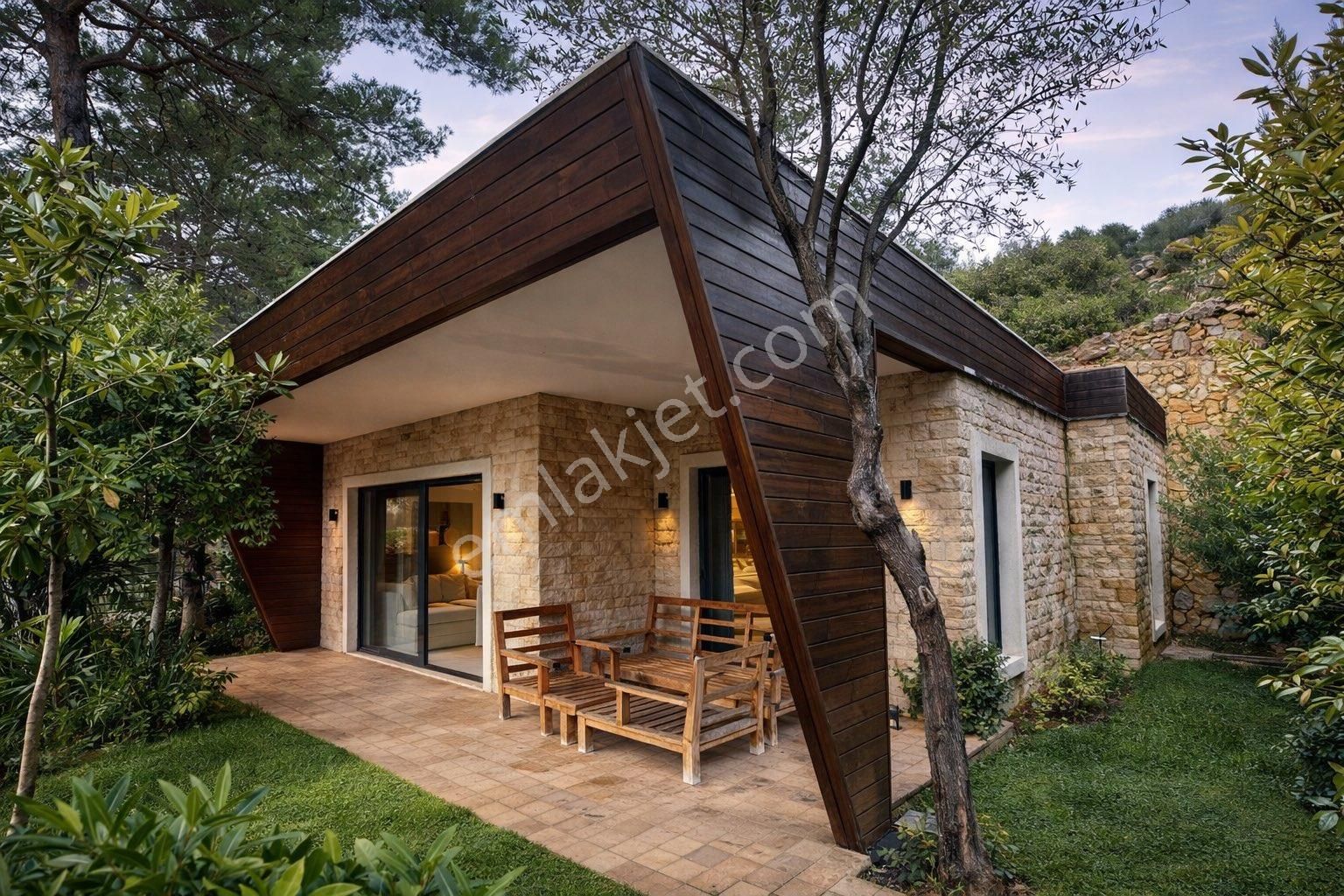 Bodrum Yalıçiftlikte Satılık Tek Katlı Tam Müstakil Villa 3+1 - Görsel 2