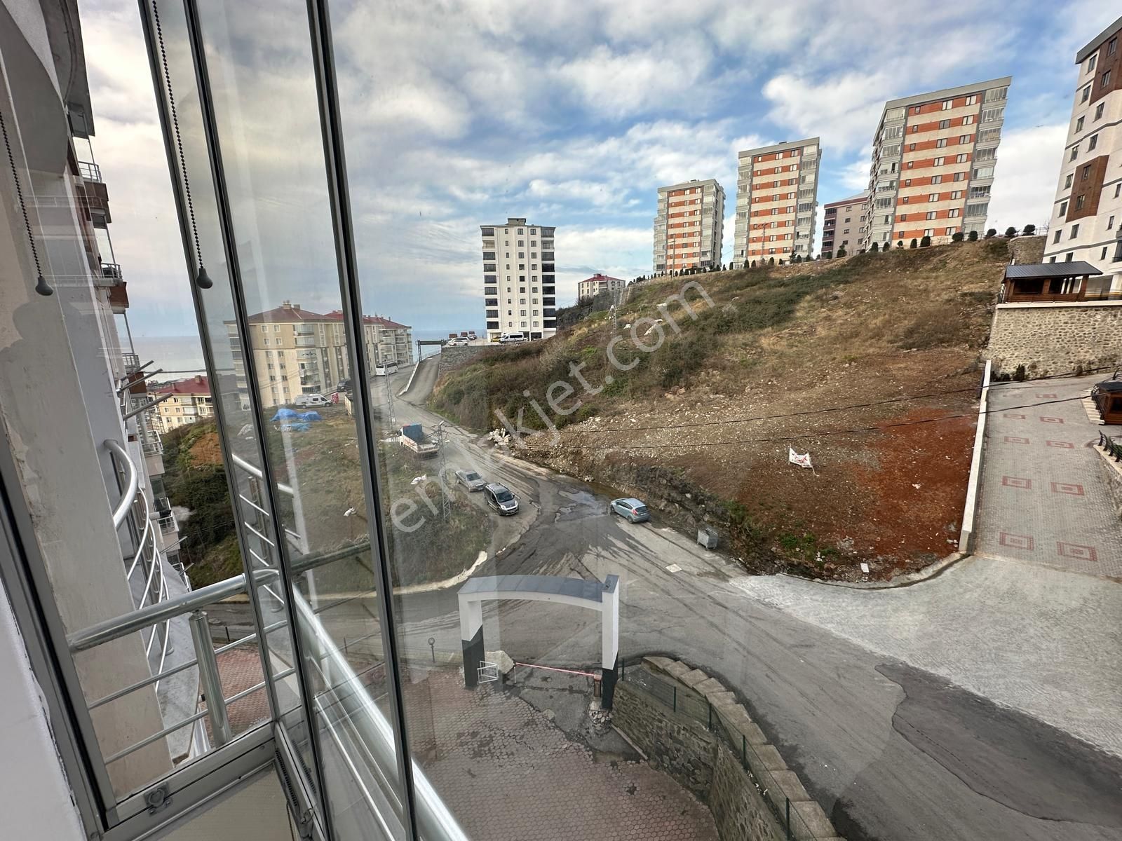 Trabzon Üniversite Mahallesinde Kiralık 3+1 Daire - Görsel 20