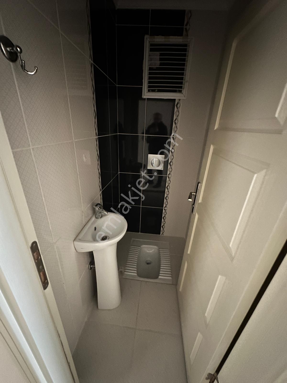 Trabzon Üniversite Mahallesinde Kiralık 3+1 Daire - Görsel 15