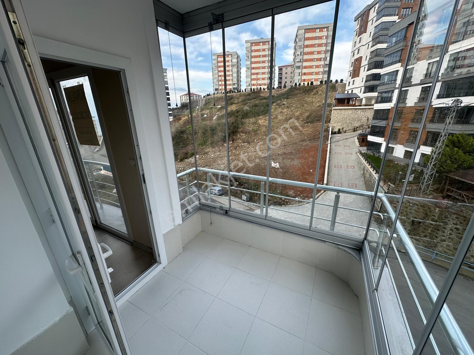 Trabzon Üniversite Mahallesinde Kiralık 3+1 Daire - Görsel 19