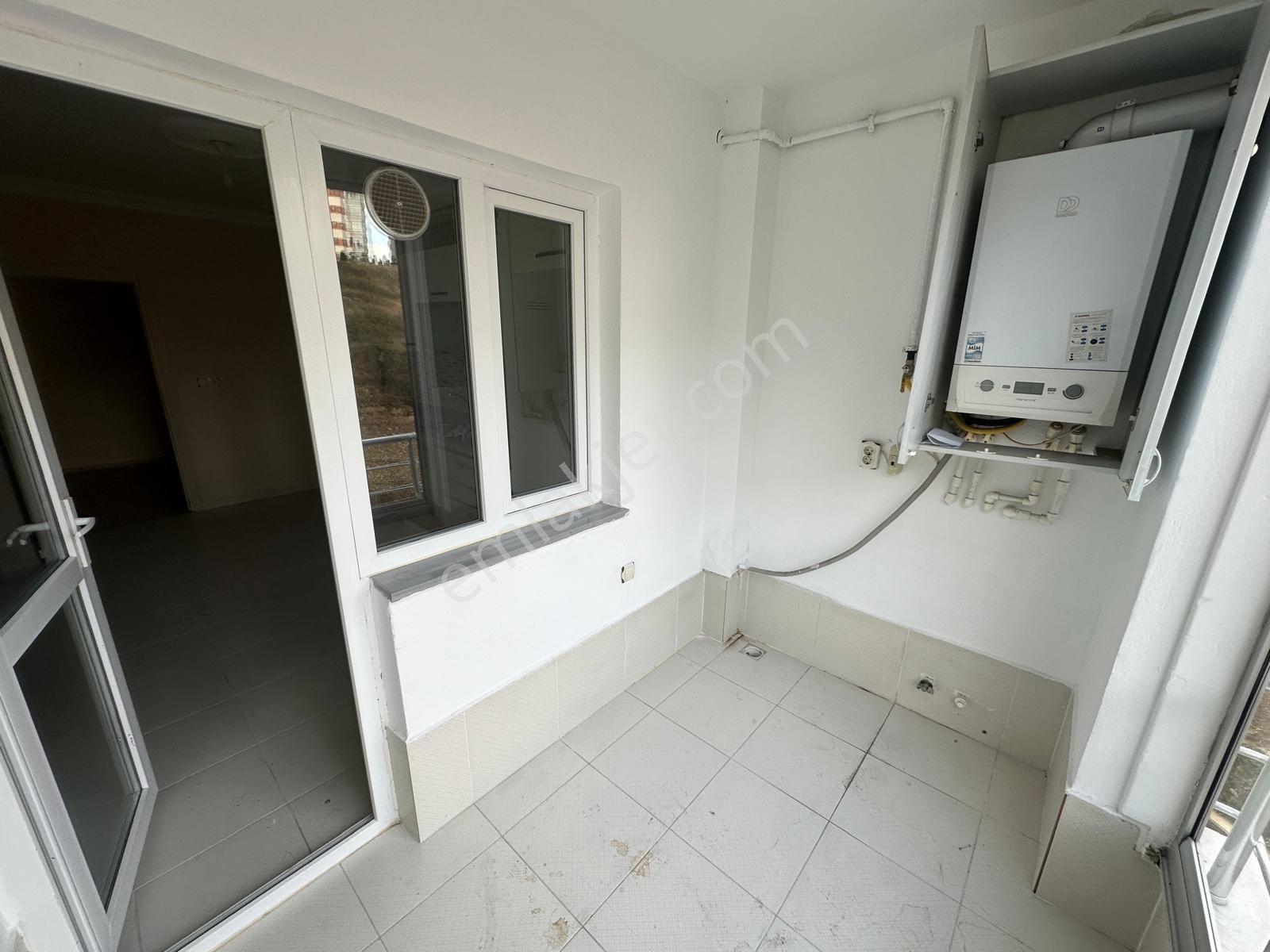 Trabzon Üniversite Mahallesinde Kiralık 3+1 Daire - Görsel 17