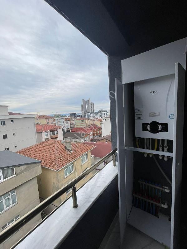 Mertcan Dan Adnan Kahveci Metroya Yürüme Balkonlu 3+1 Fırsat Kiralık - Görsel 33