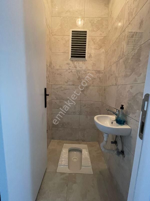 Mertcan Dan Adnan Kahveci Metroya Yürüme Balkonlu 3+1 Fırsat Kiralık - Görsel 27