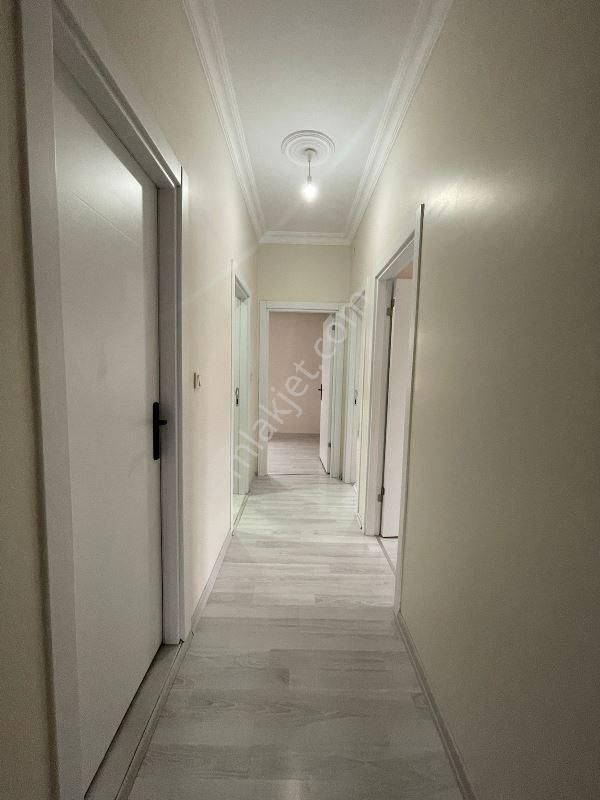 Mertcan Dan Adnan Kahveci Metroya Yürüme Balkonlu 3+1 Fırsat Kiralık - Görsel 30