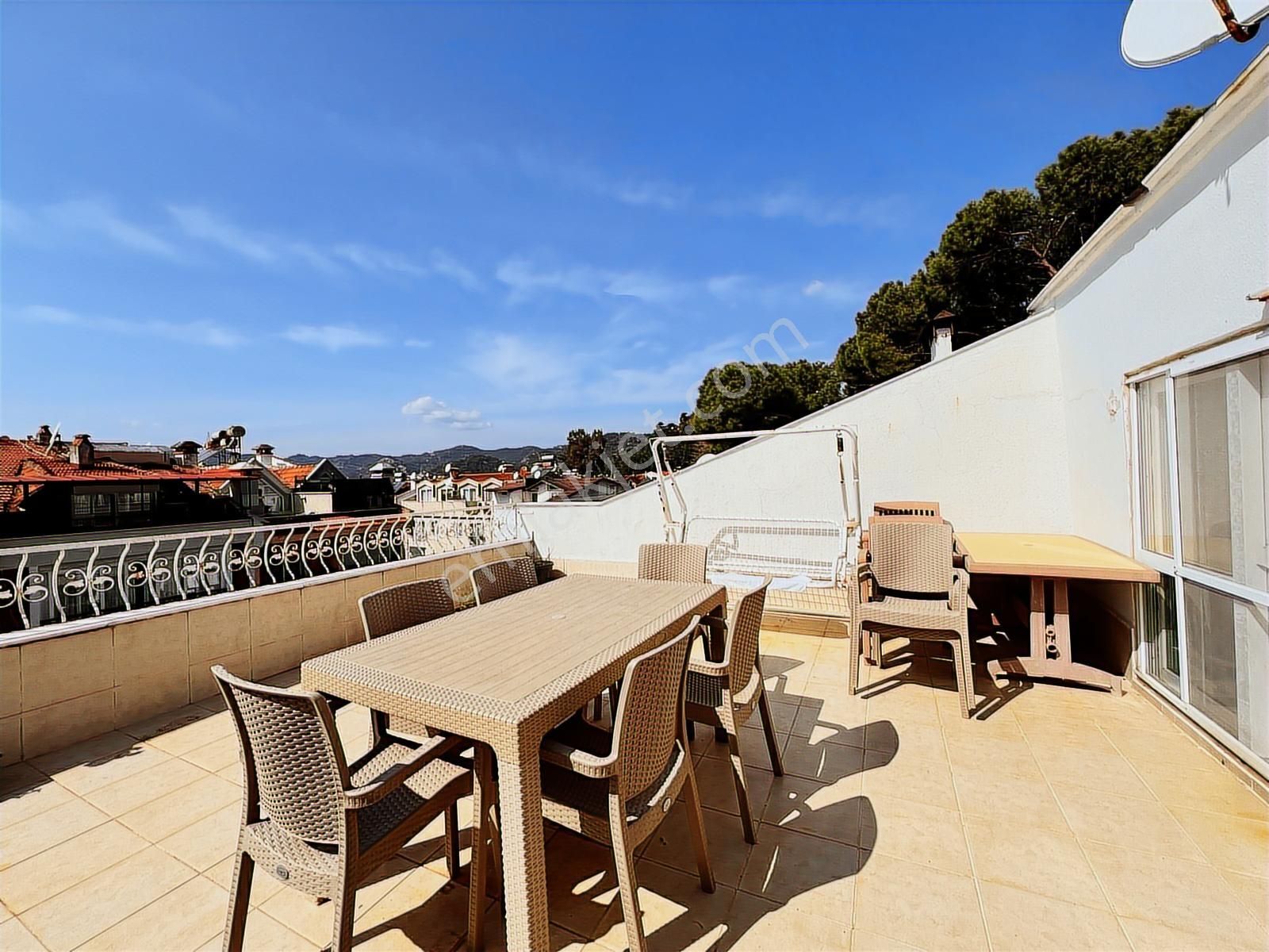 Marmaris Sarıana'da Satılık Çok Geniş 4+1 Teraslı Dubleks Daire - Görsel 12