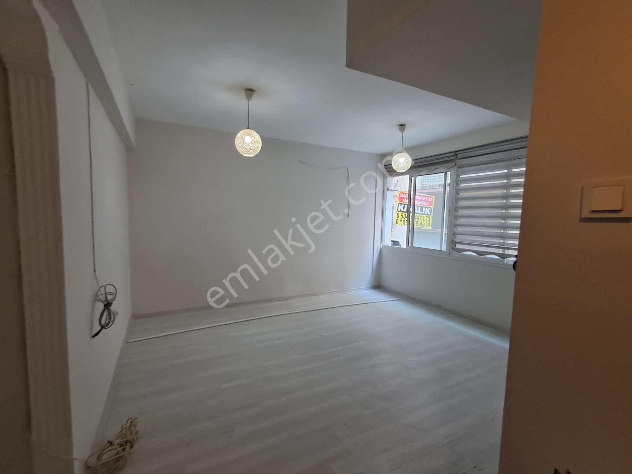 Kiralık İzmir Karşıyaka Alaybey İzbana 100 Metre Mesafede 2+1 Daire - Görsel 9