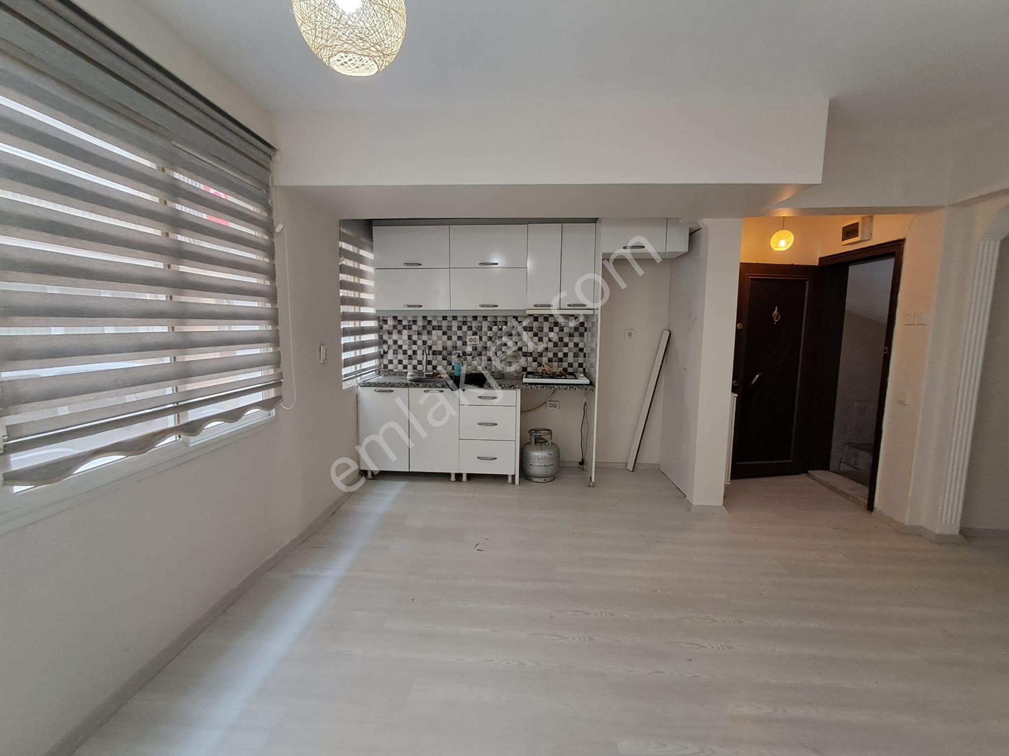 Kiralık İzmir Karşıyaka Alaybey İzbana 100 Metre Mesafede 2+1 Daire - Görsel 12